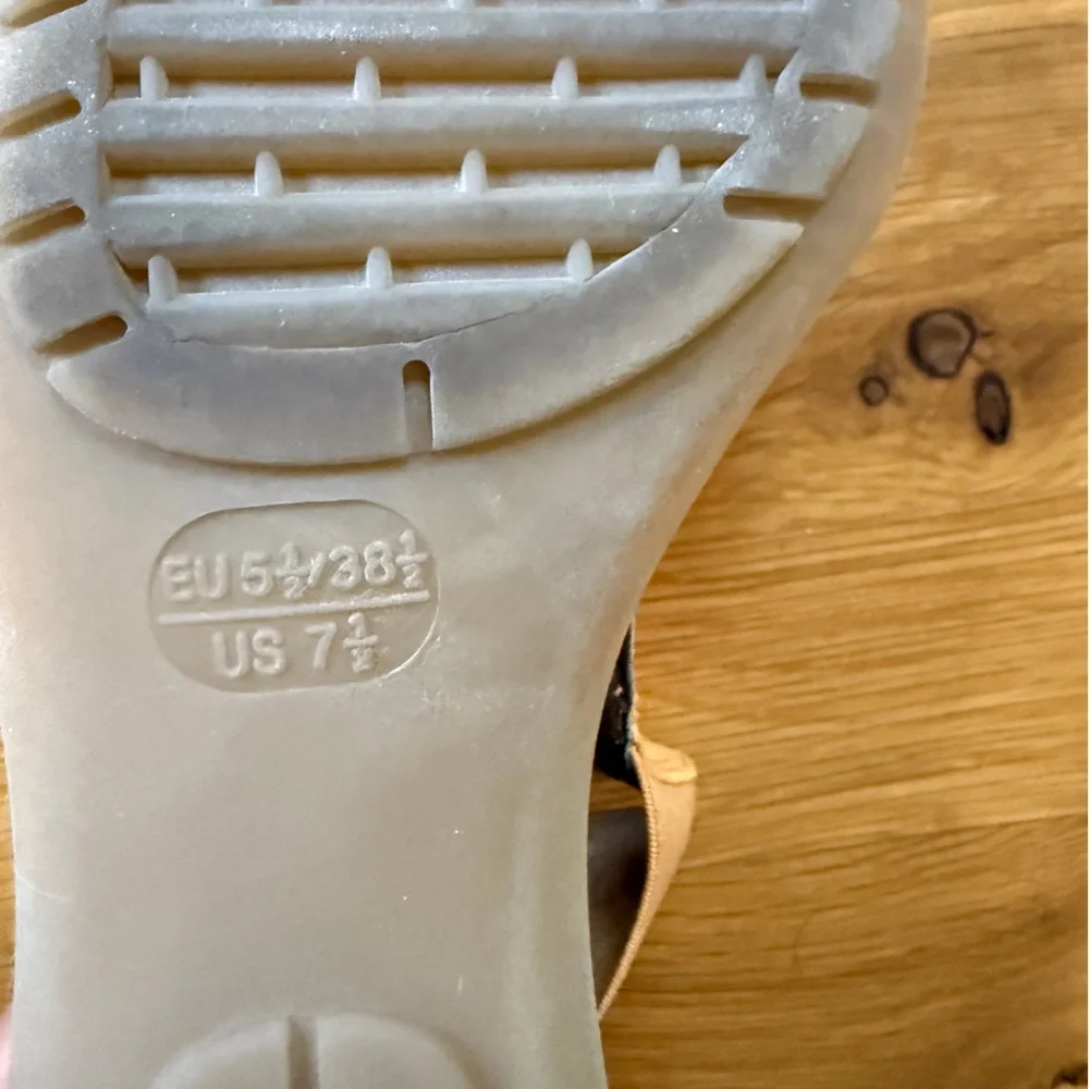 The FLEXX  T Strap Slip On Dark Orange Sandals Size 7.5 - Picture 6 of 6